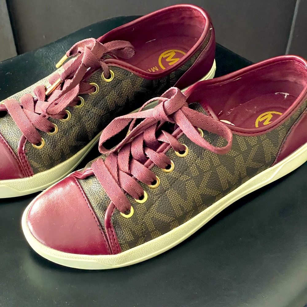 Michael Kor sneakers